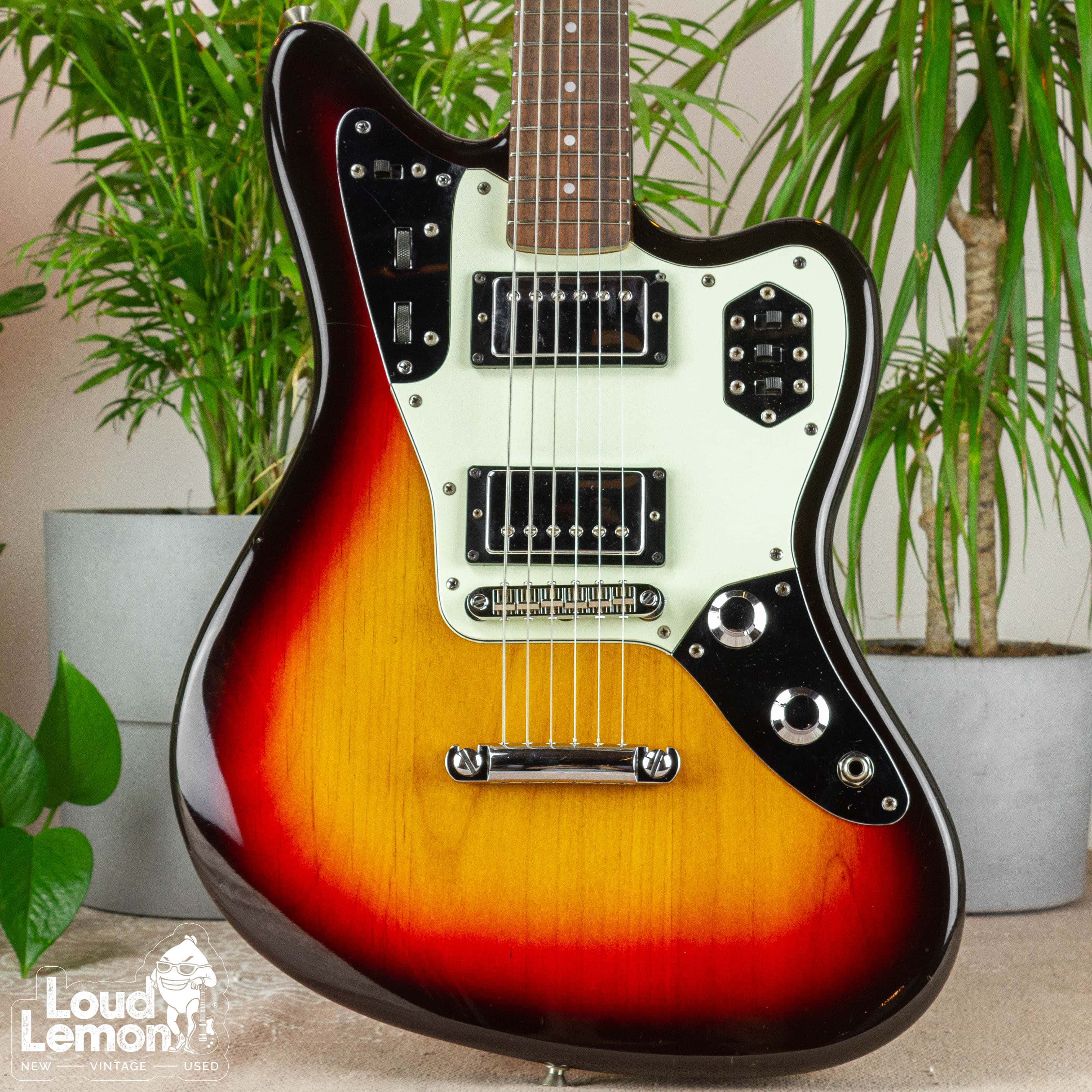 Fender JGS-75 Jaguar Special HH Sunburst 2004 Japan электрогитара